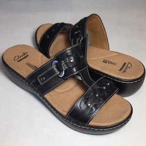 clarks delana macrae